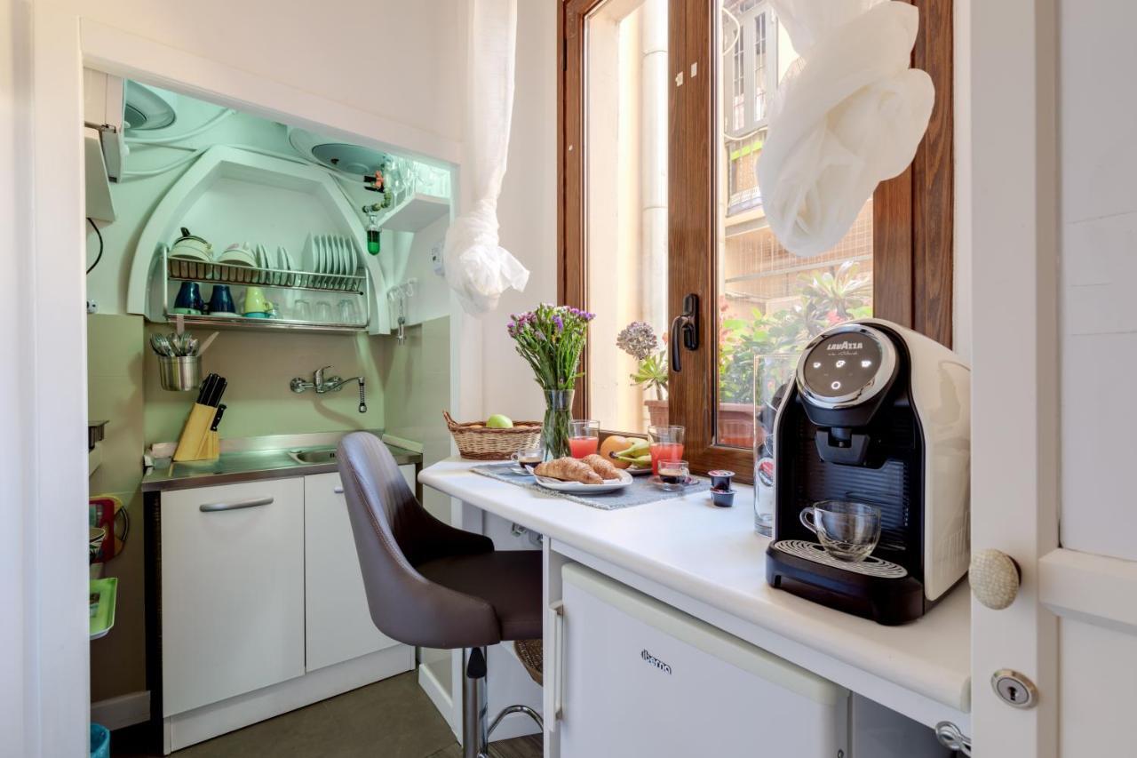 Apartment Domus De Fiori Rom